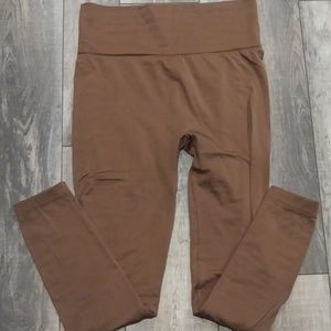 New Directions Butter Leggings